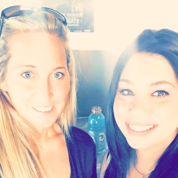 Meet your Posher, Genna - Picture 1 of 1